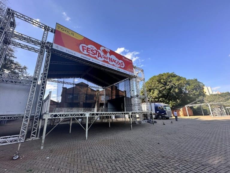 Estrutura para a 39ª Festa das Nações começa a ser montada no Engenho Central