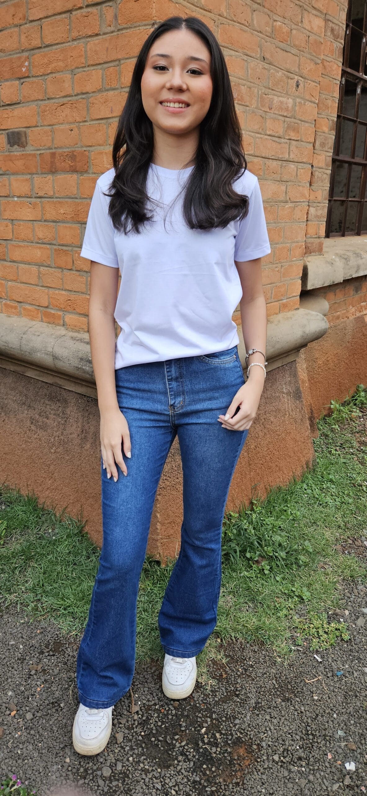 Karina Kurihara Vallochi